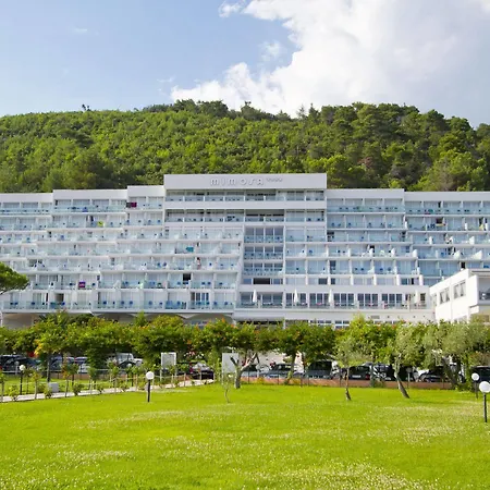 Mimosa Hotel